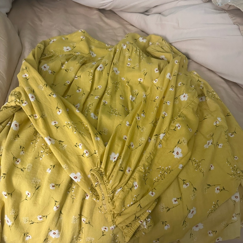 Old Navy Mustard Floral button down blouse
